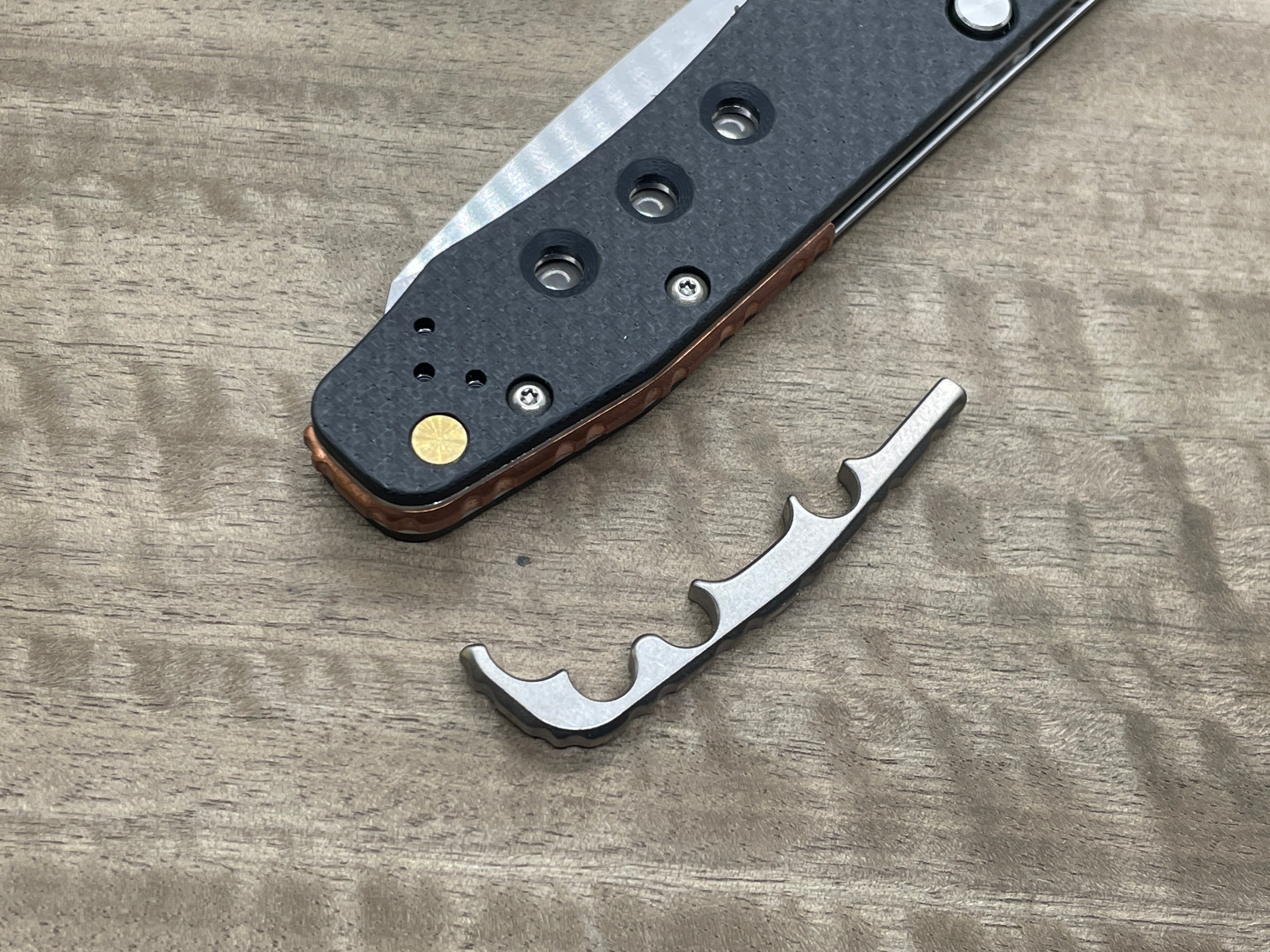 Spyderco Smock<br>Titanium Backspacer