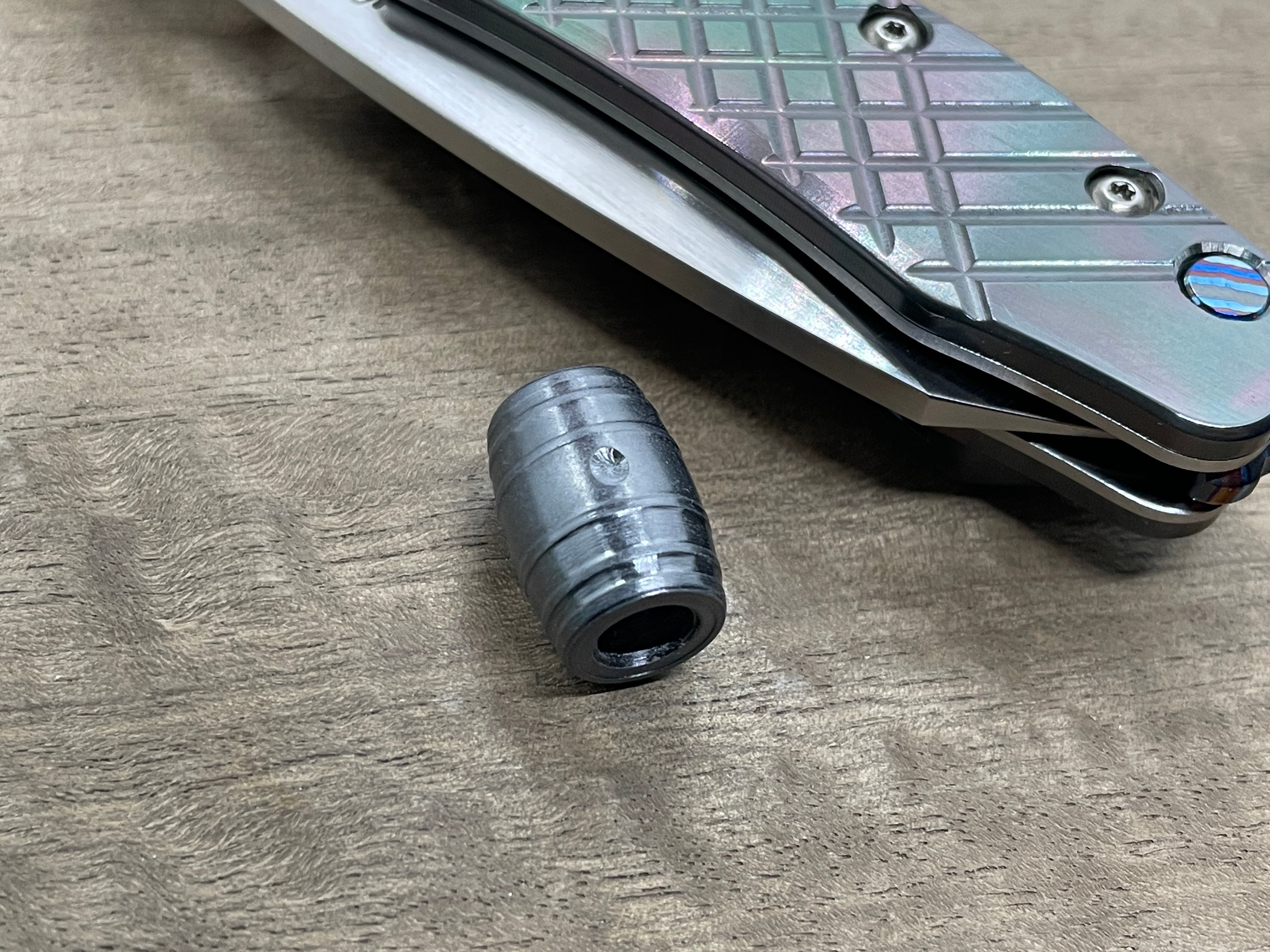 Lanyard Bead Barrel<br>Zirconium