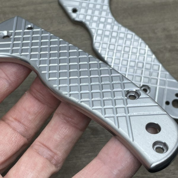 Spyderco Shaman<br>Titanium Frag