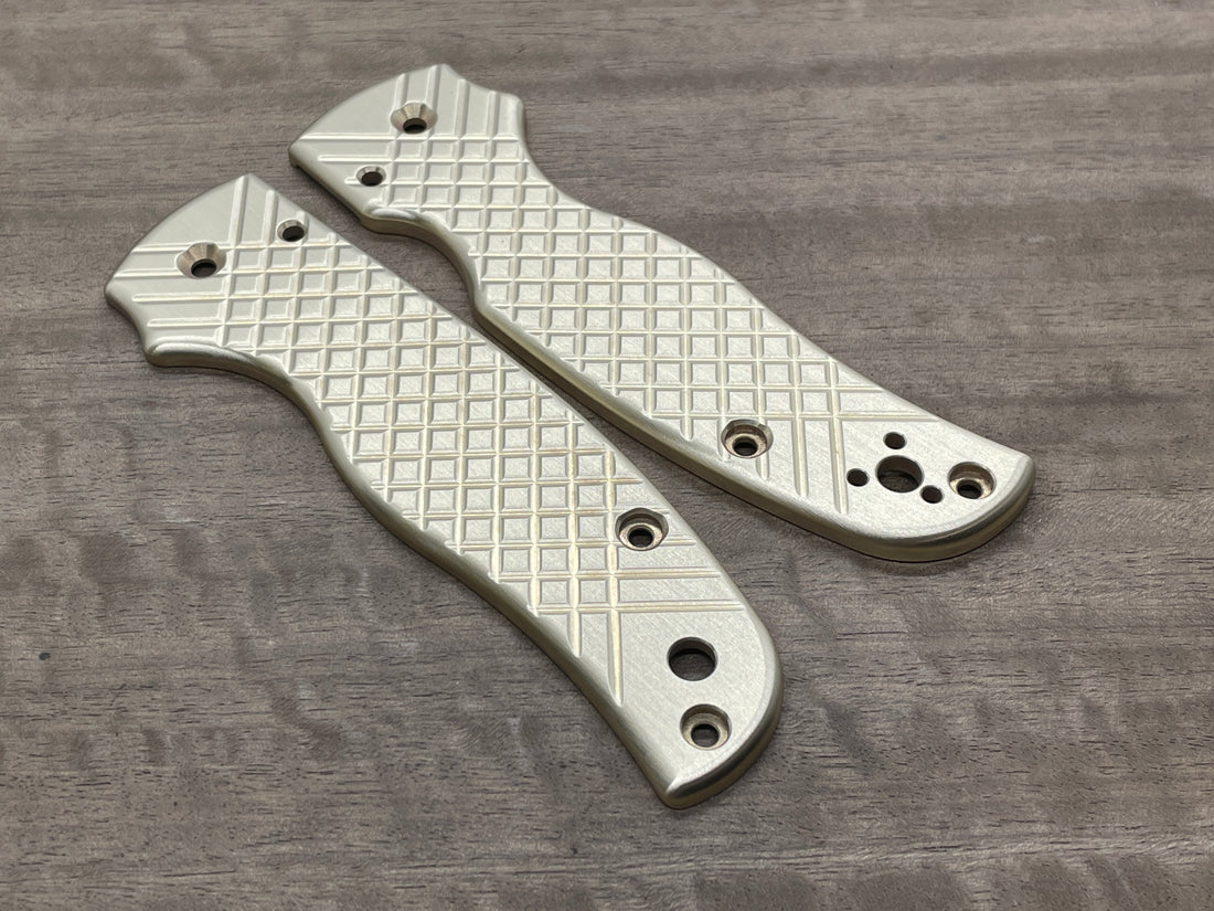 Spyderco Shaman<br>Brass Frag