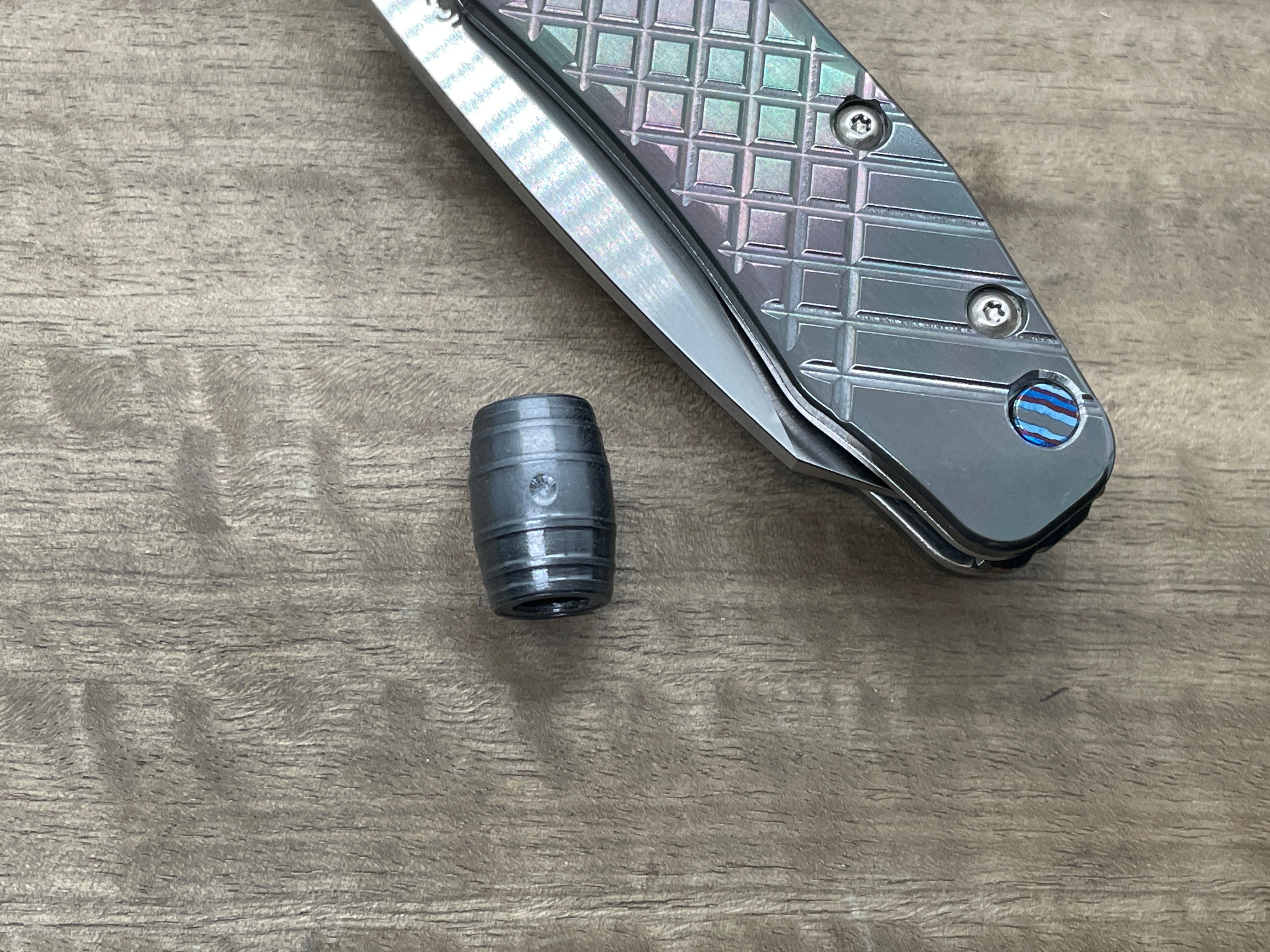 Lanyard Bead Barrel<br>Zirconium