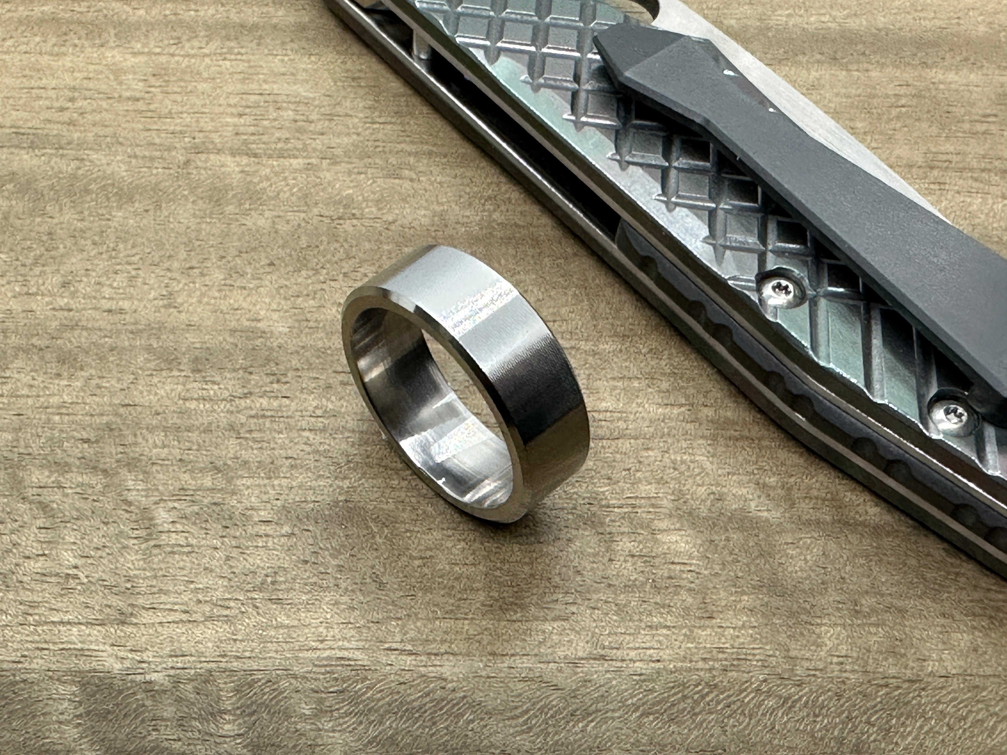 Ring Essential Titanium US size 8-13