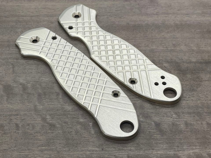 Spyderco Paramilitary 3<br>Brass Frag