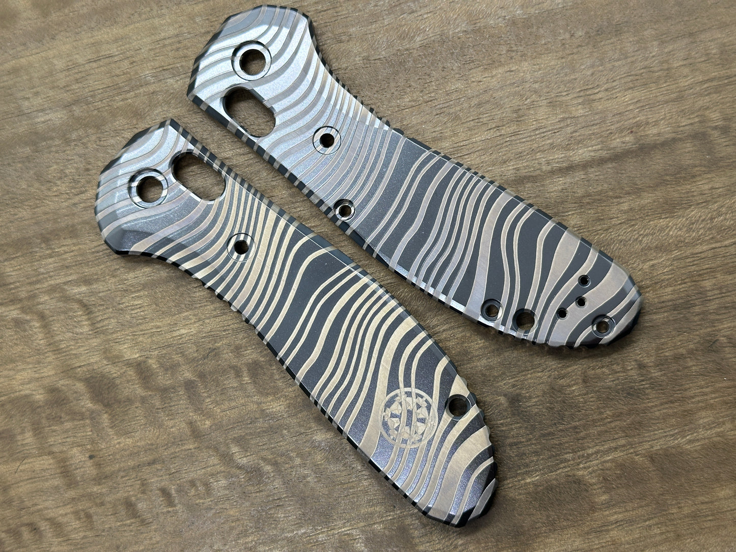 Black BESKAR Mandalorian Titanium Scales for Benchmade GRIPTILIAN 551 & 550