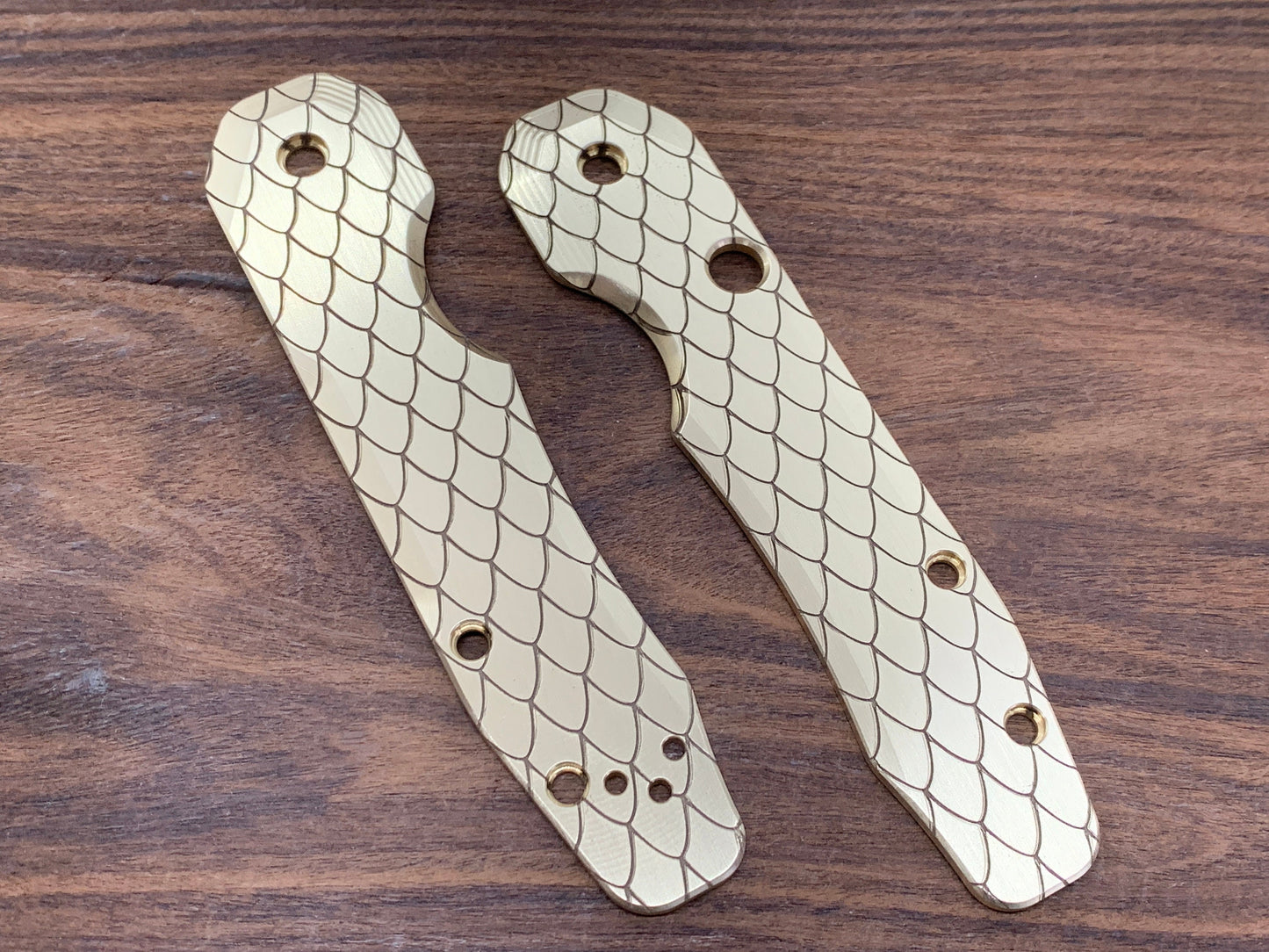 DRAGONSKIN Brass Scales for Spyderco SMOCK