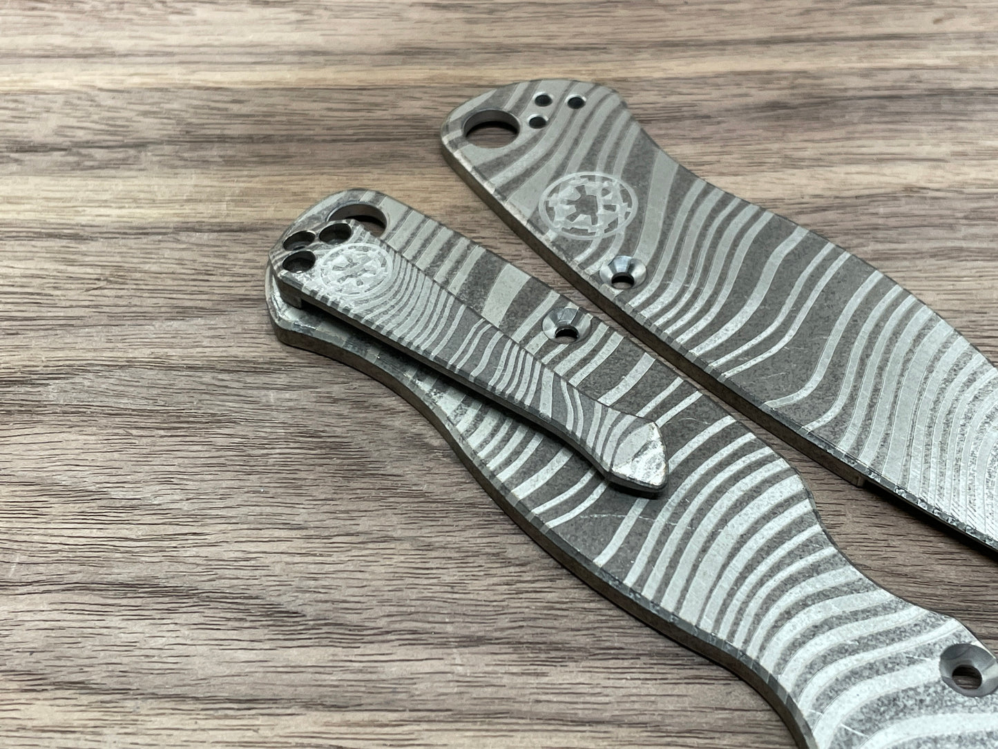 Battleworn BESKAR engraved SPIDY Titanium CLIP for most Spyderco models