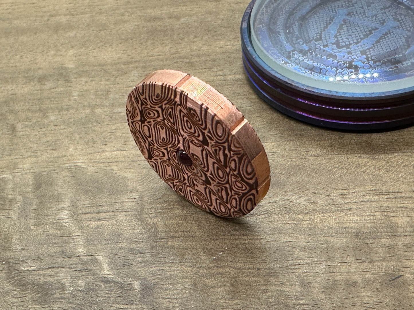 Dama AEGR pattern engraved Copper Spinning Worry Coin Spinning Top