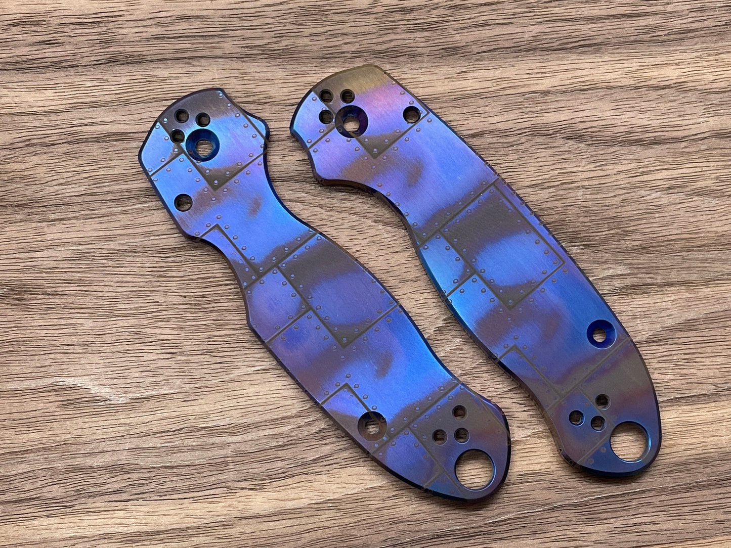 Flamed RIVETED AIRPLANE Titanium Scales for Spyderco Para 3