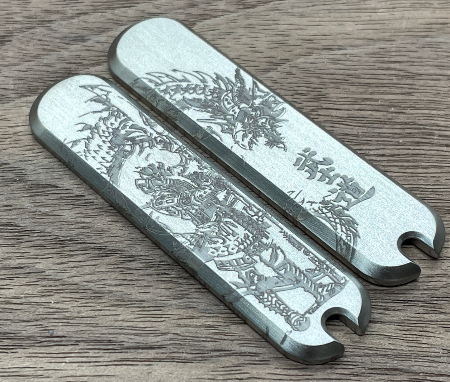 SAMURAI HONOR engraved 58mm Titanium Scales for Swiss Army SAK