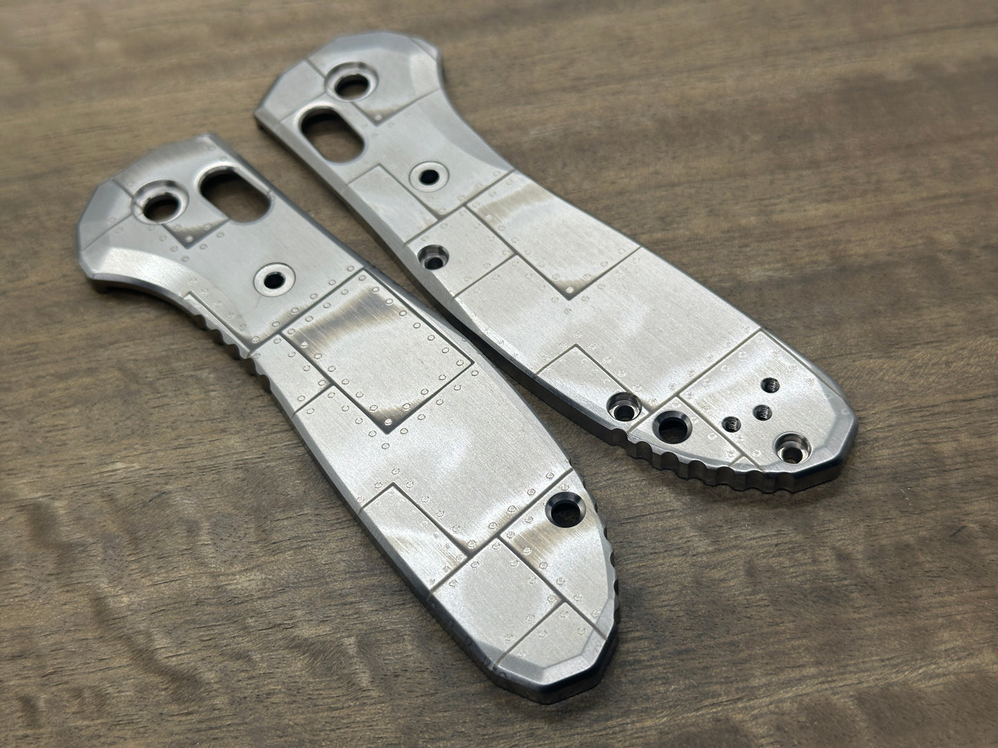 RIVETED Airplane engraved Titanium Scales for Benchmade GRIPTILIAN 551 & 550