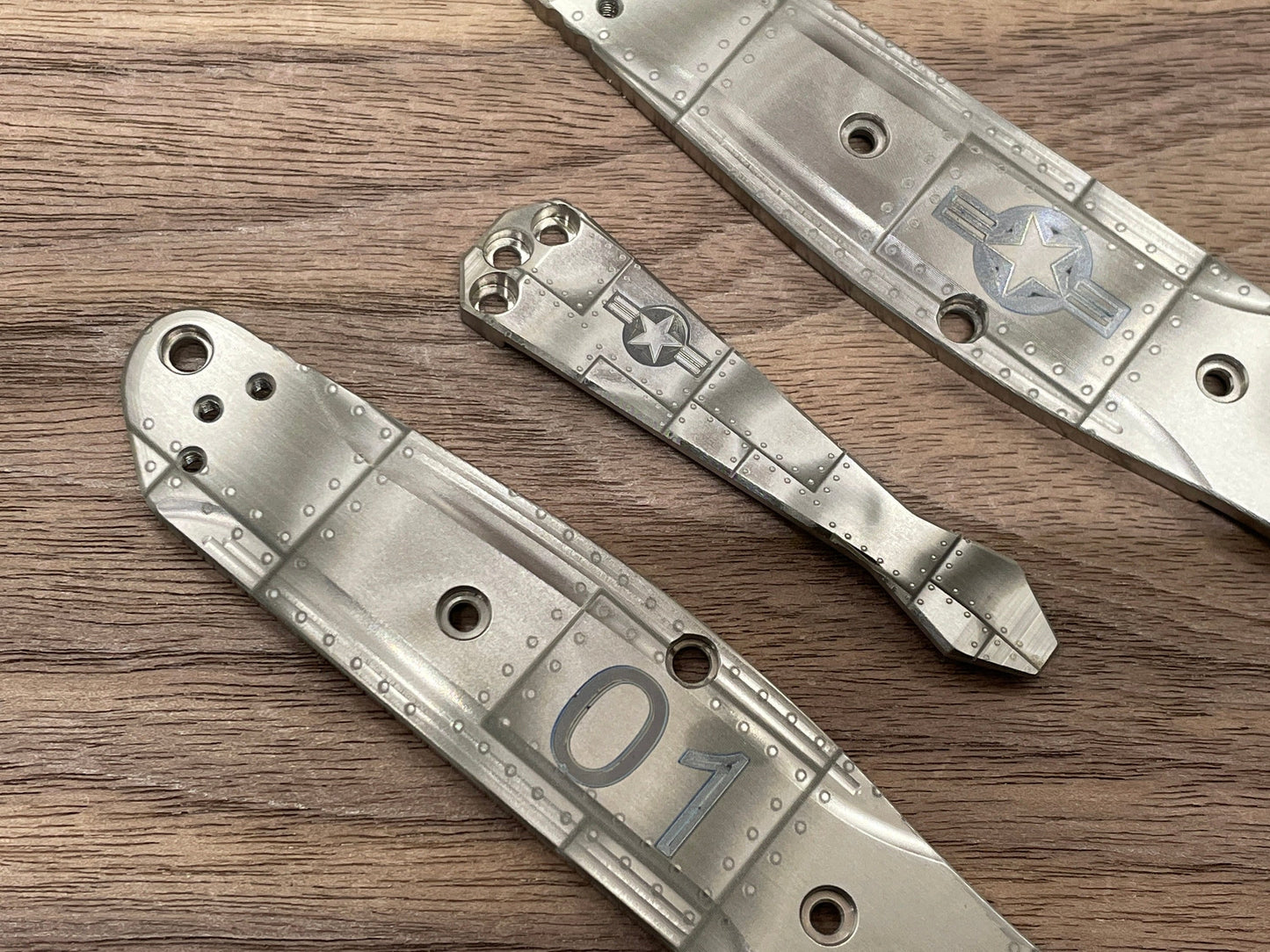 P40 RIVETED engraved Dmd Titanium CLIP for most Benchmade models