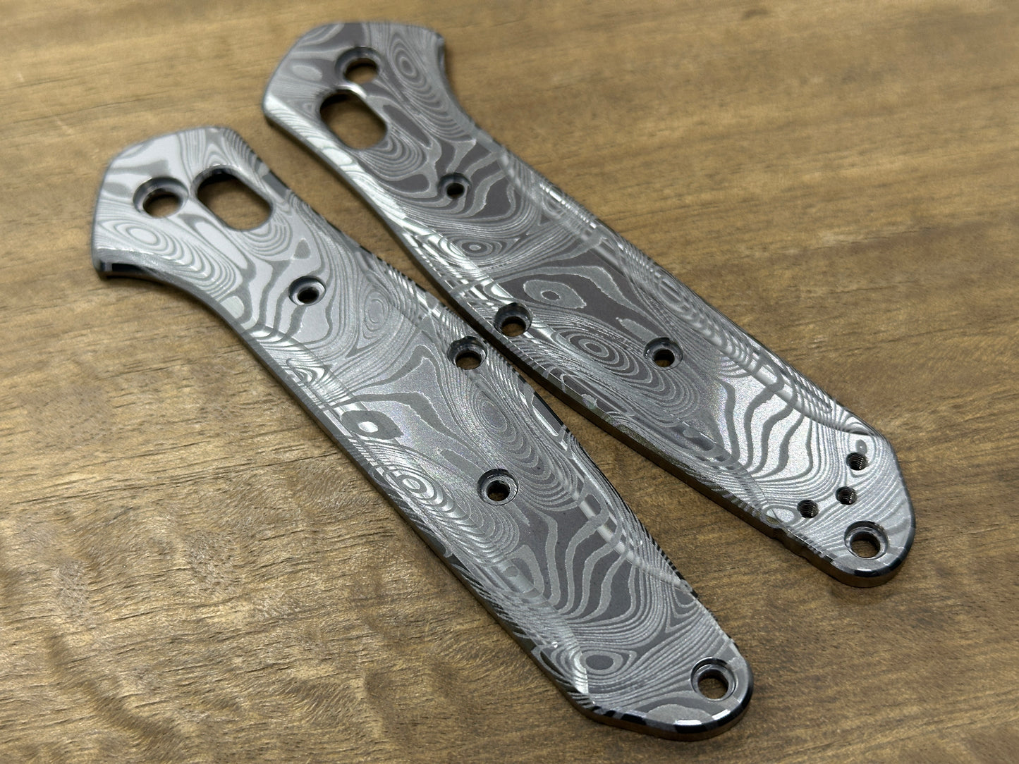 Black Dama FISH pattern engraved Titanium Scales for Benchmade 940 Osborne