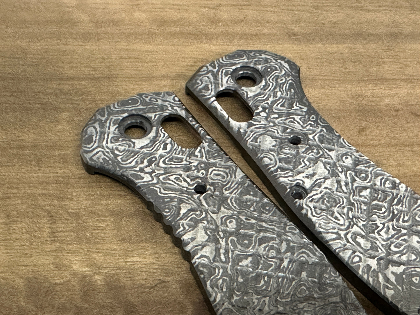 ALIEN engraved FRAG milled Zirconium Scales for Benchmade GRIPTILIAN 551 & 550