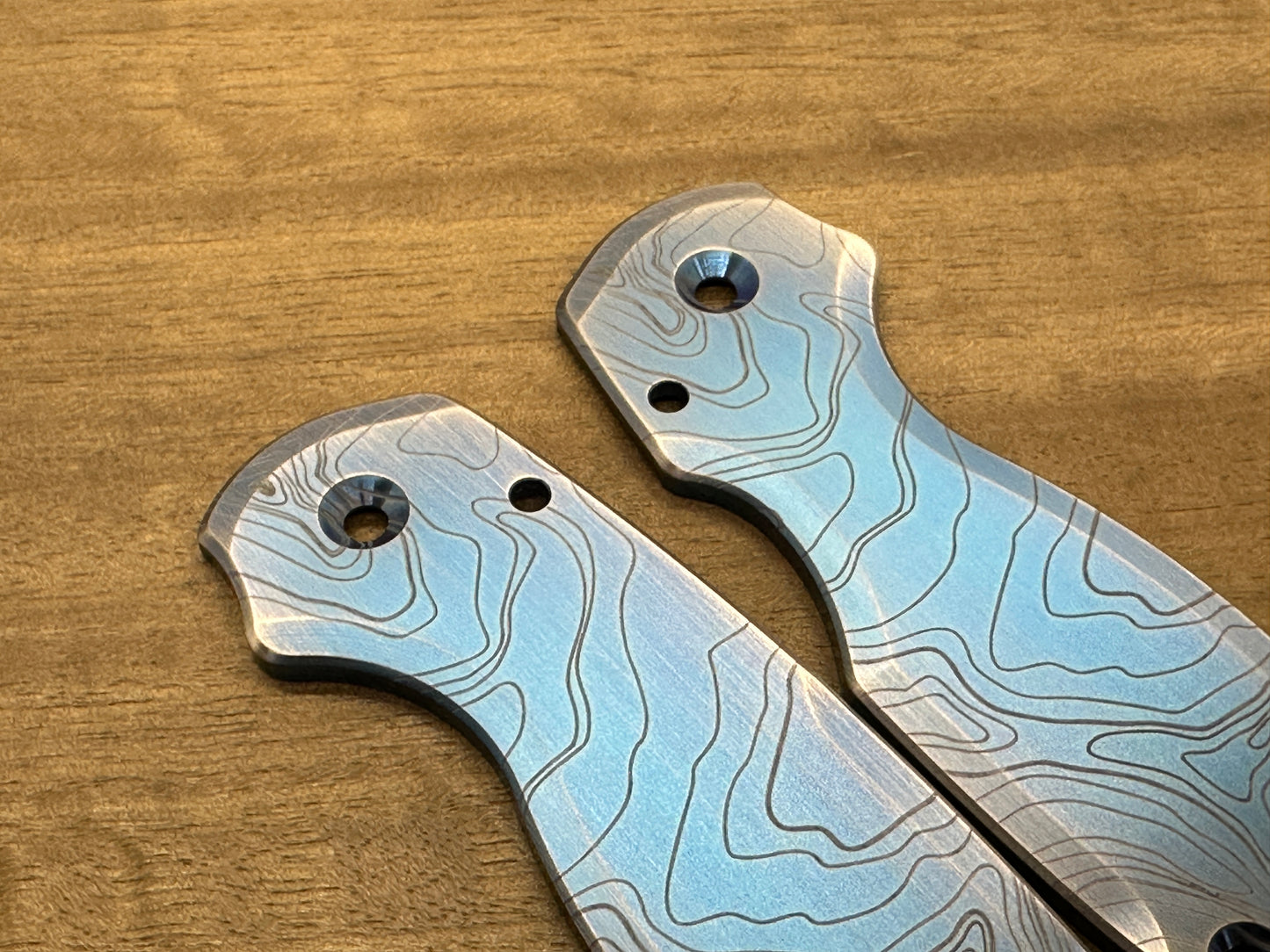 Blue Ano Brushed TOPO engraved Titanium scales for Spyderco Para 3