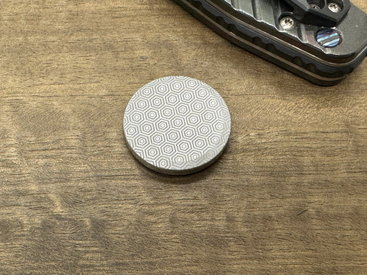 4 sizes HONEYCOMB engraved Aluminum Worry Coin