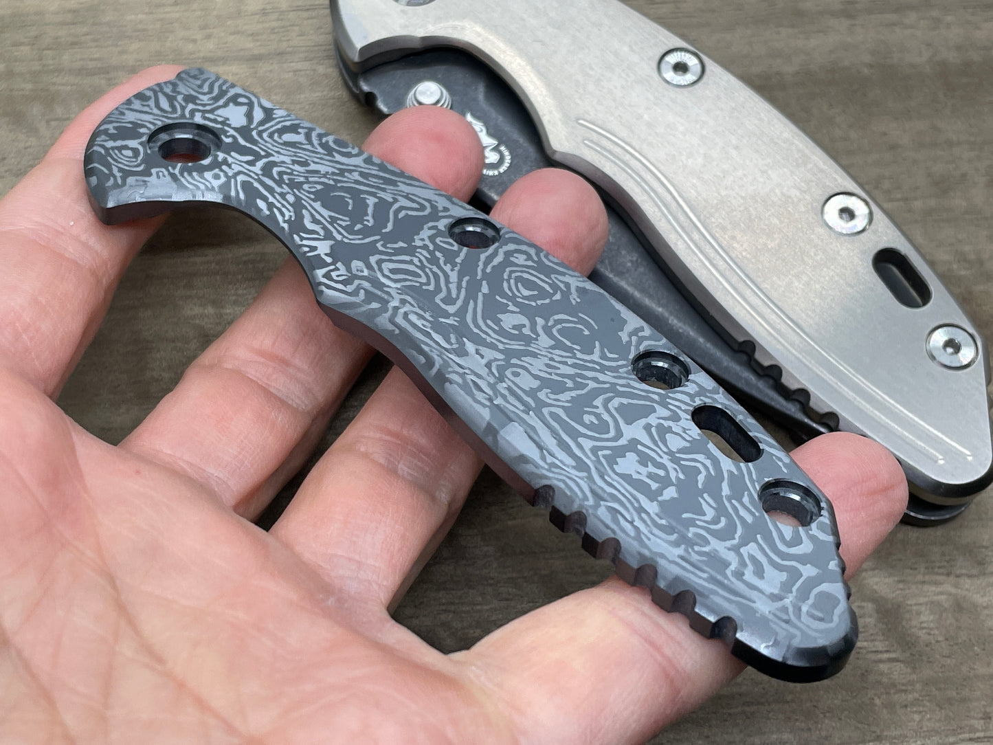 ALIEN engraved Black Zirconium scale for XM-18 3.5 HINDERER