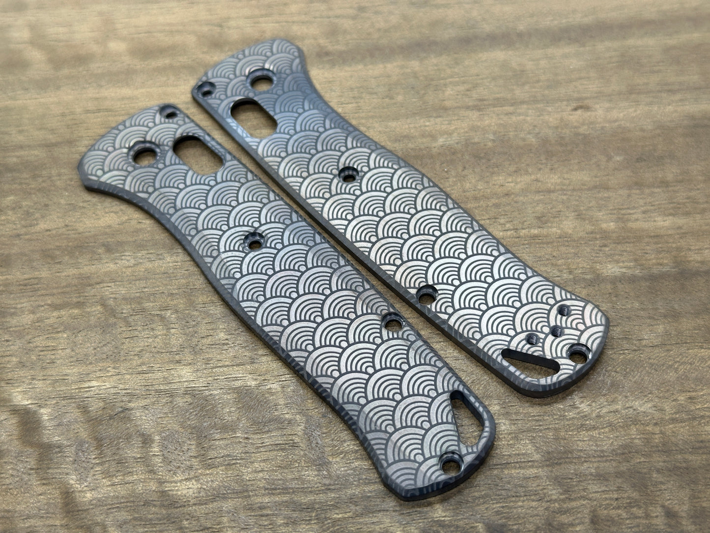 Dark-Ti SEIGAIHA Titanium Scales for Benchmade Bugout 535