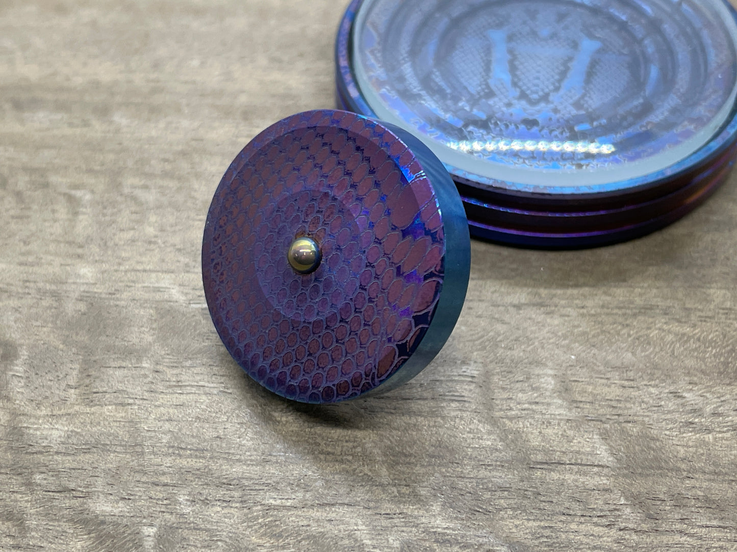 DRAGONSKIN Flamed Titanium Spinning Top PERFORMER