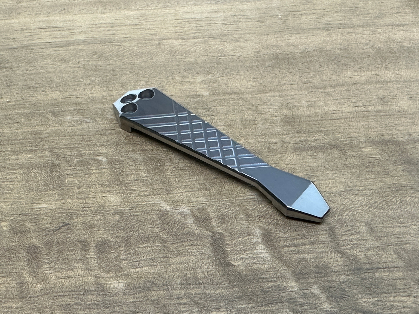 Black engraved FRAG cnc milled Titanium CLIP for most Spyderco models