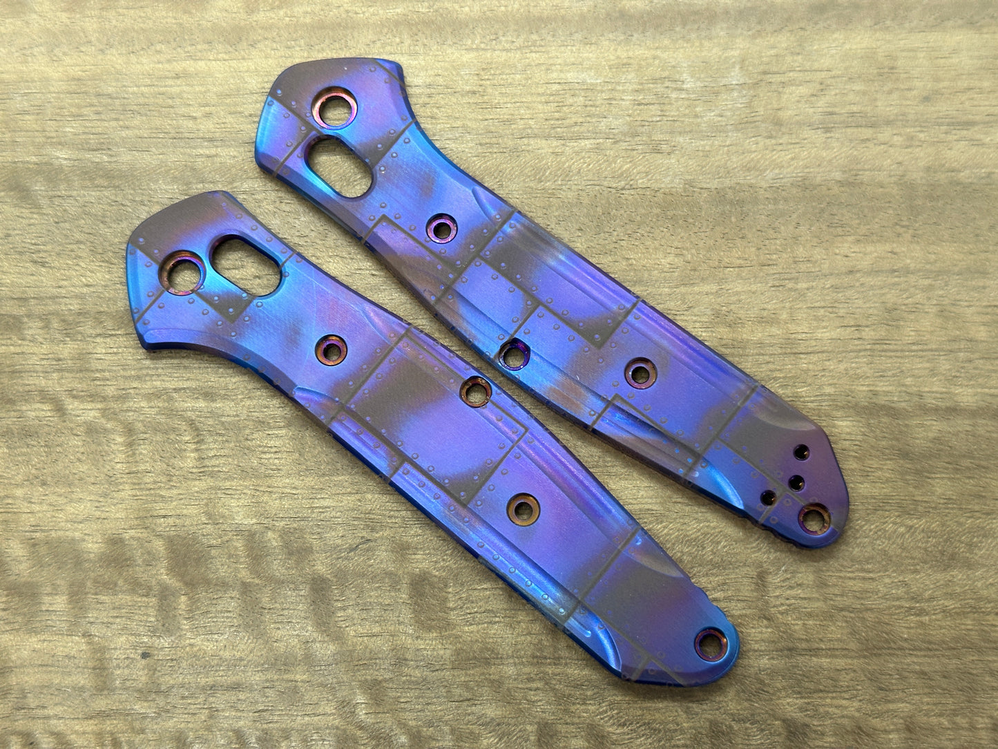 Flamed RIVETED AIRPLANE Titanium Scales for Benchmade 940 Osborne