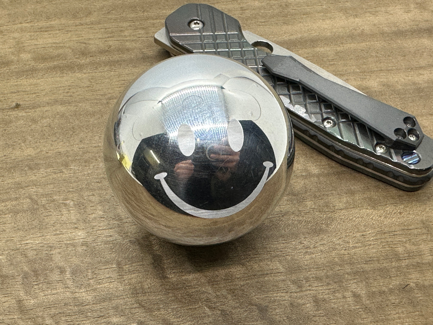 2.15" SMILEY Polished Solid Aerospace Grade Aluminum SPHERE +TurboGlow stand