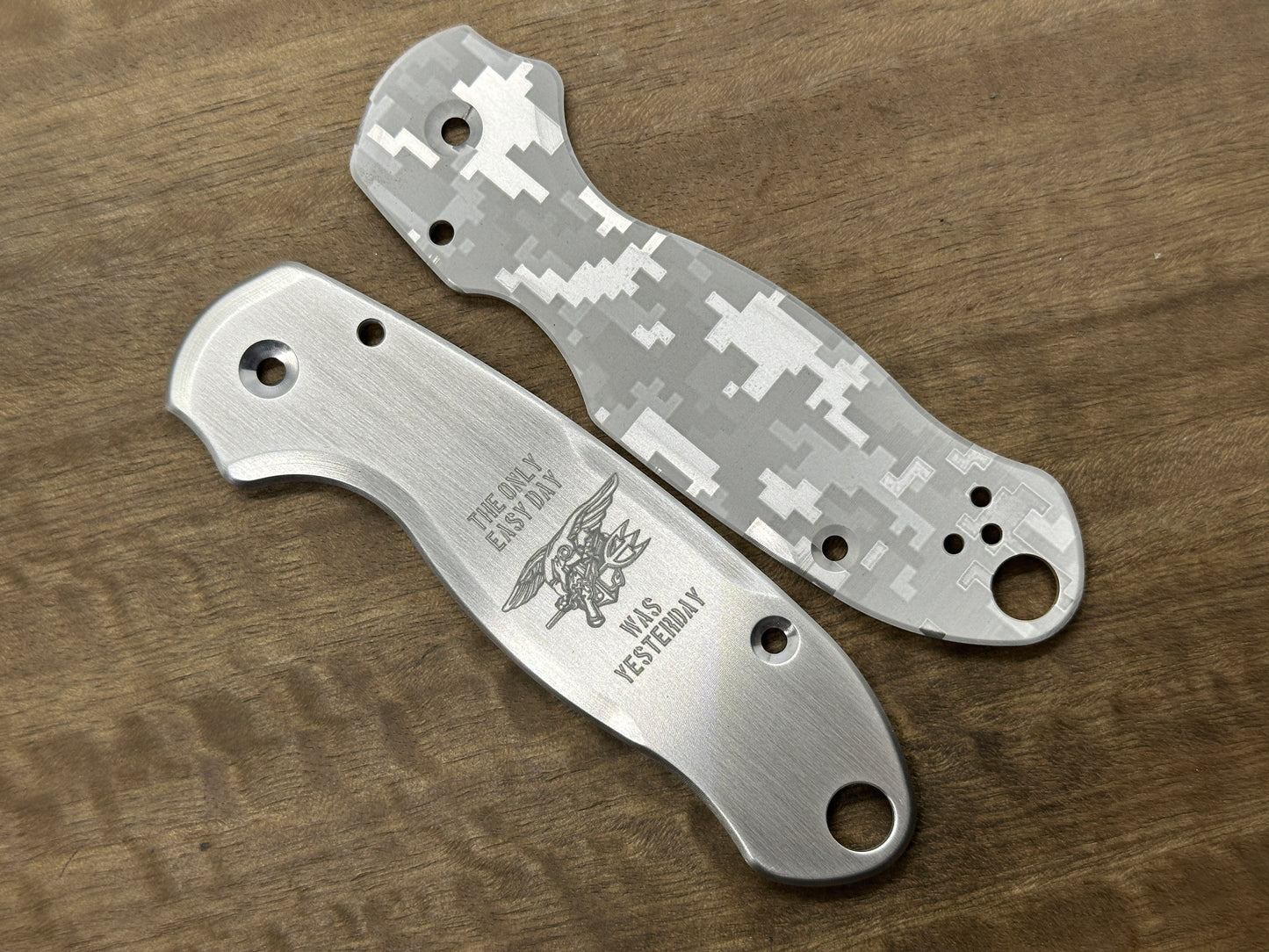 US NAVY Seals The only easy day was yesterday Aluminum Scales for Spyderco Para 3