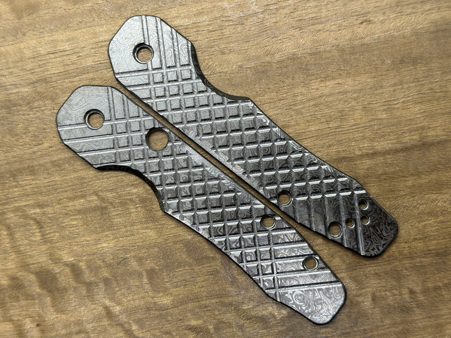 ALIEN Polished engraved FRAG Cnc milled Zirconium Scales for Spyderco SMOCK