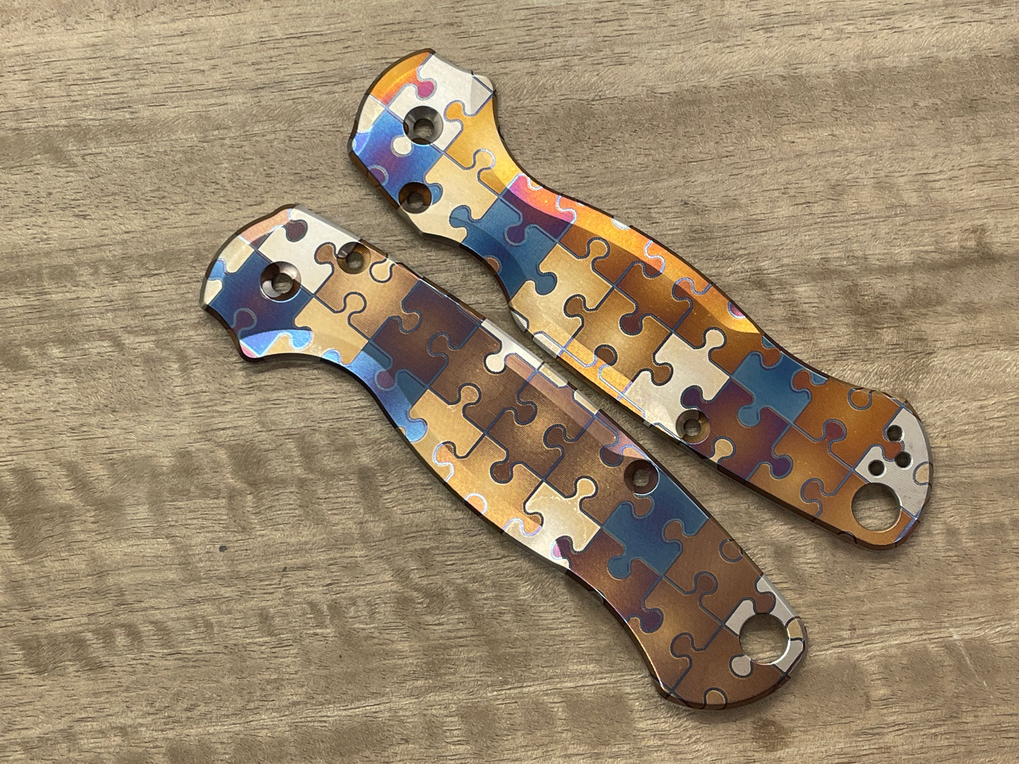 JIGSAW PUZZLES heat ano engraved Titanium Scales for Spyderco Para 3