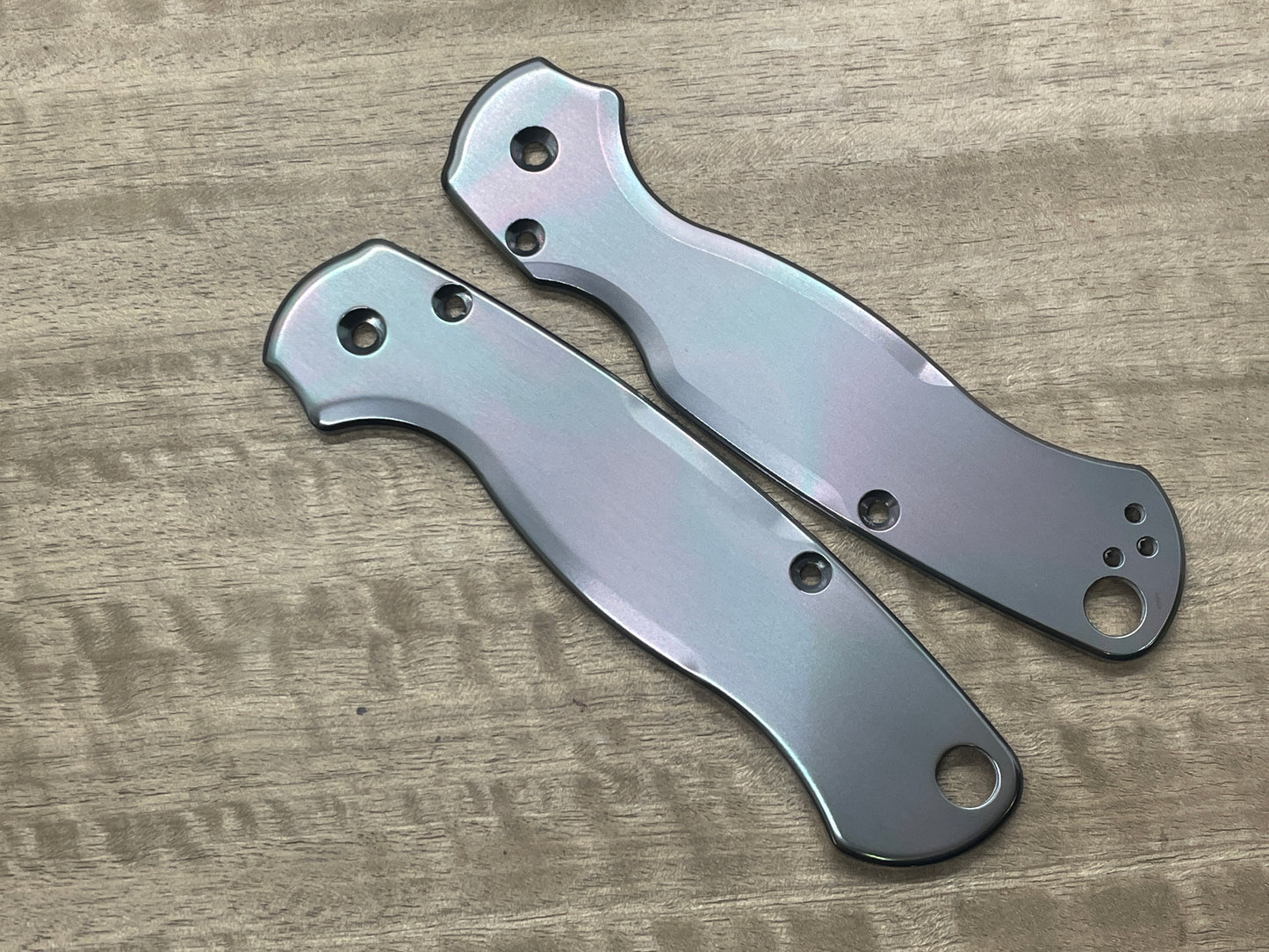 Oil Slick Zirconium scales for Spyderco Paramilitary 2 PM2