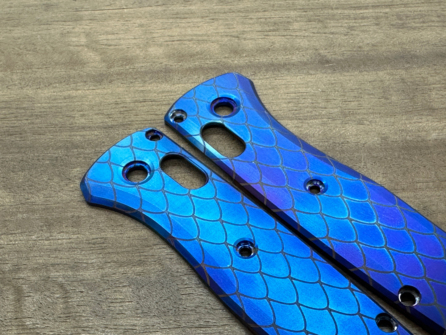 Flamed DRAGONSKIN engraved Titanium Scales for Benchmade Bugout 535