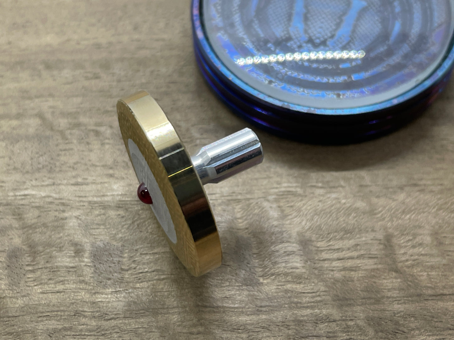 The OWL Bronze Spinning Top PERFORMER - Alu Aerospace stem