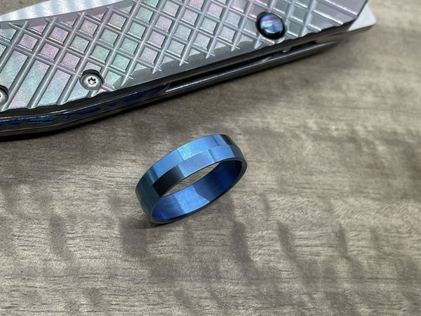 LITE Blue Ano TITANIUM Ring US Size: 12/ Pendant / SpinTop Stand