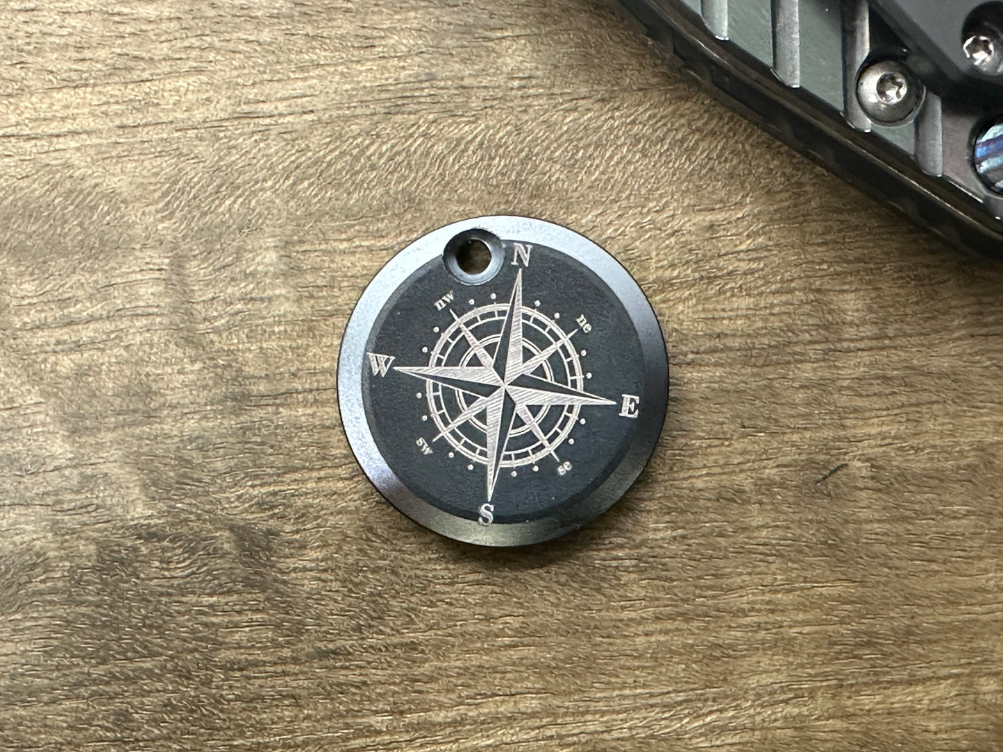 Black COMPASS engraved Titanium Pendant Keychain Dog tag Key fob Necklace