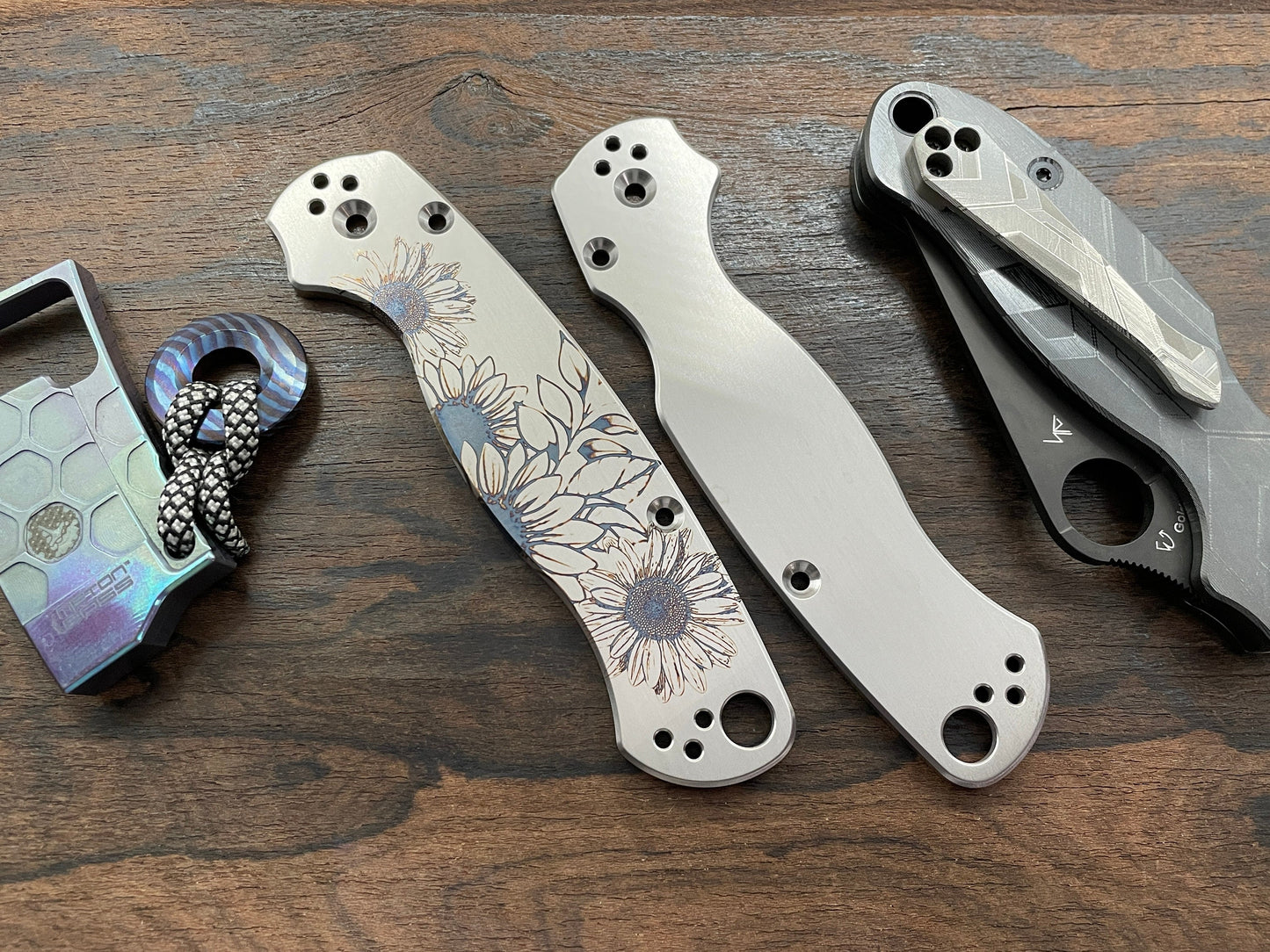 ADD your IMAGE to any scales for Spyderco Paramilitary 2 Para 3 & MORE