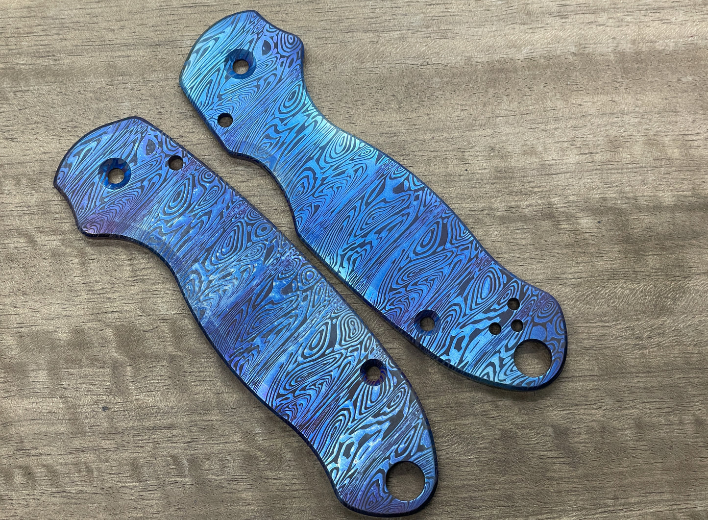 HEIMSKRINGL Flamed Titanium Scales for Spyderco Para 3