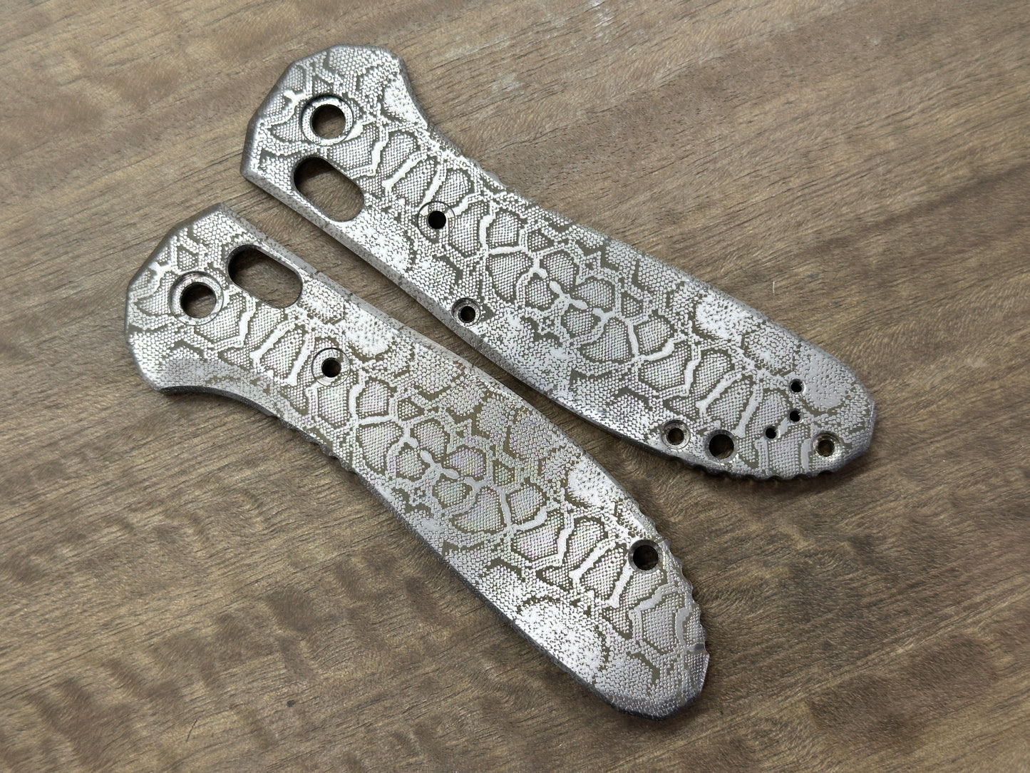 Reptilian Titanium Scales for Benchmade GRIPTILIAN 551 & 550