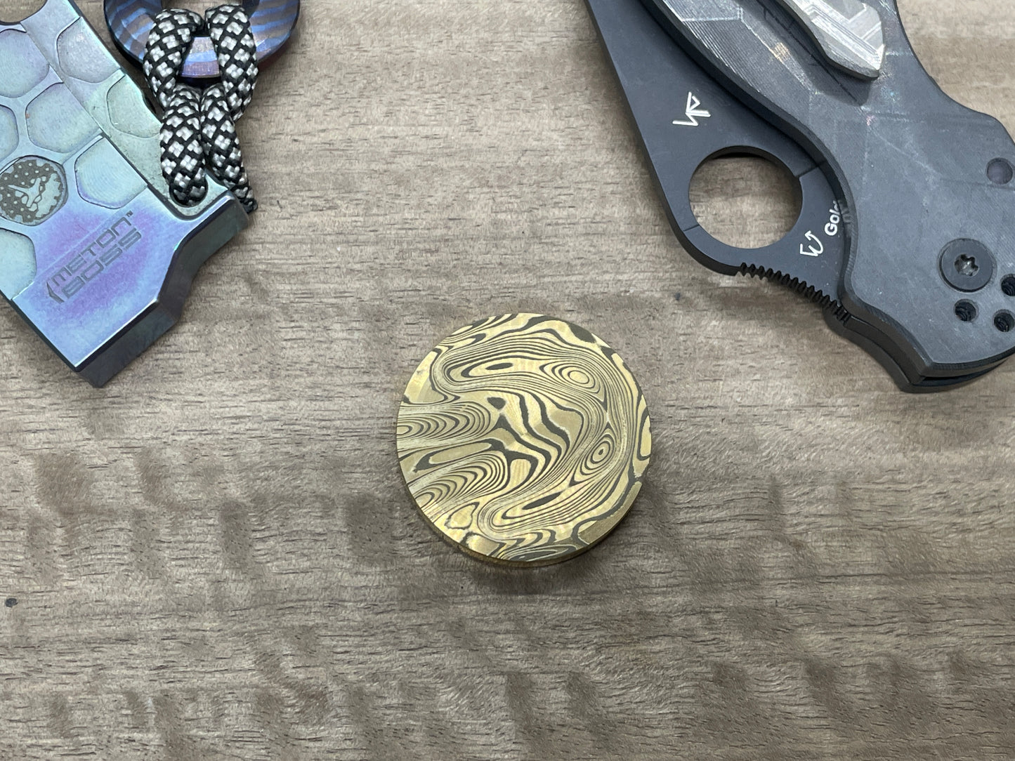 3 Sizes Dama FISH engraved Brass Worry Coin