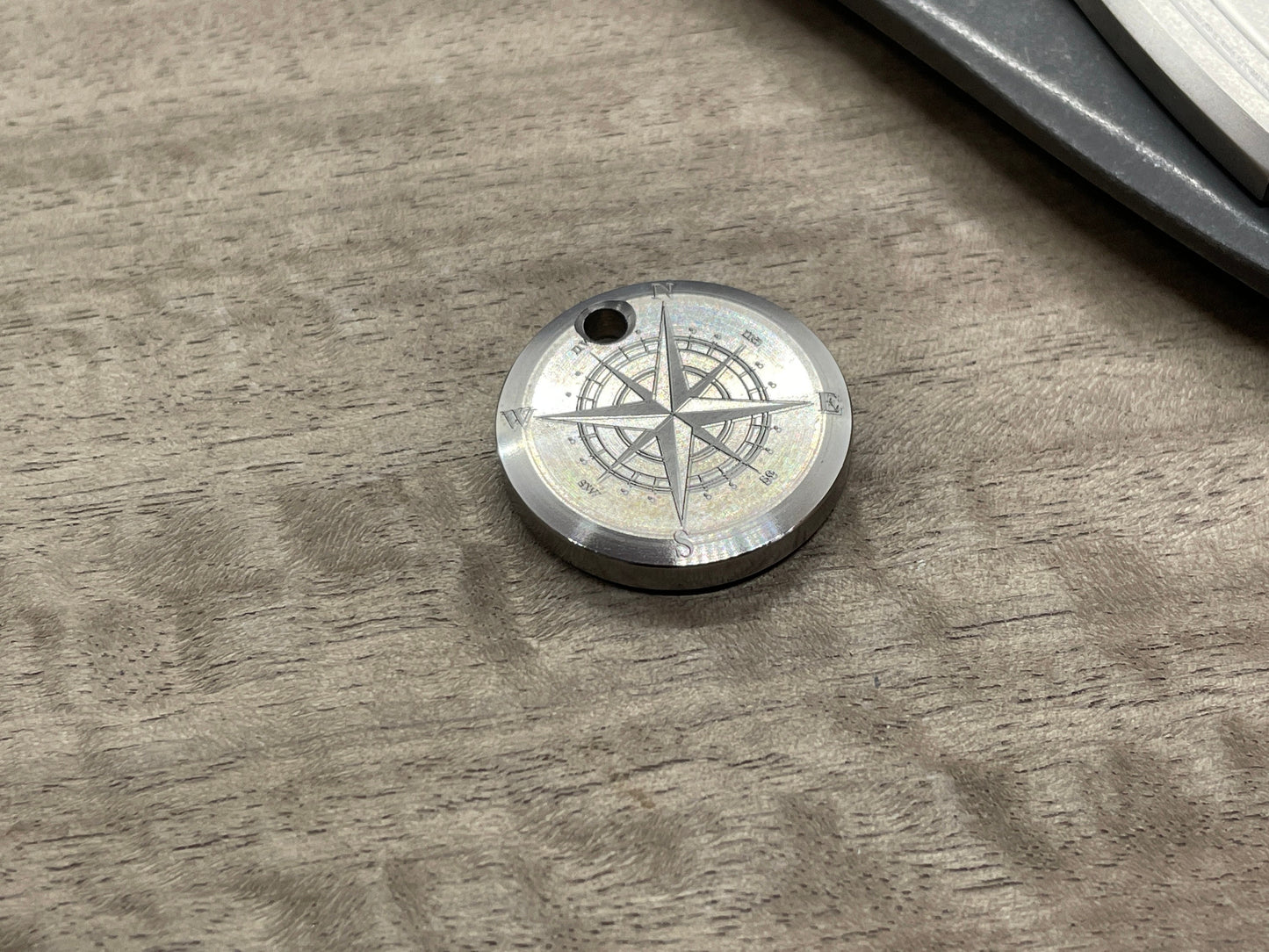 COMPASS engraved Titanium Pendant Keychain Dog tag Key fob Necklace