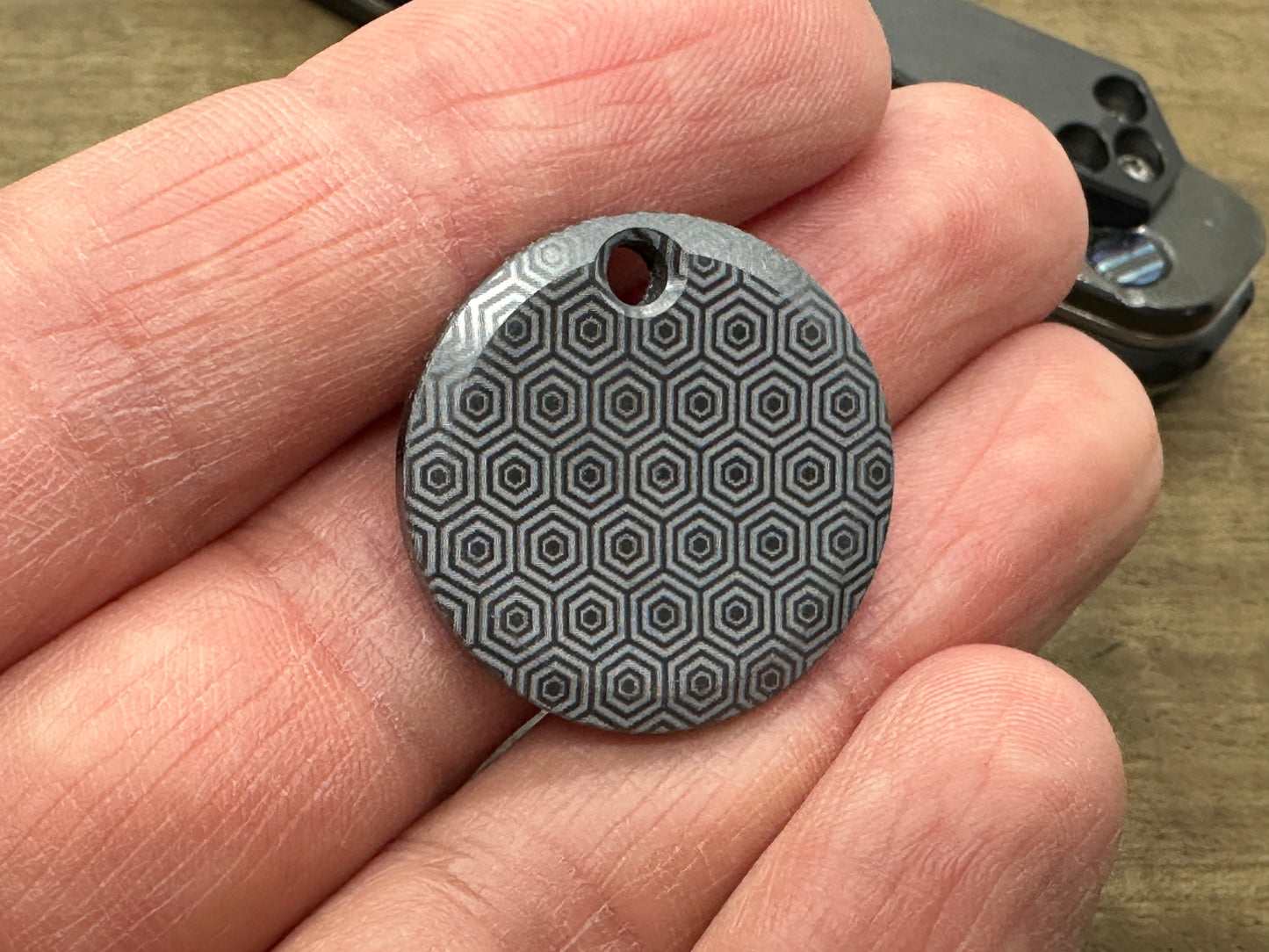 HONEYCOMB engraved Black Zirconium Pendant Keychain