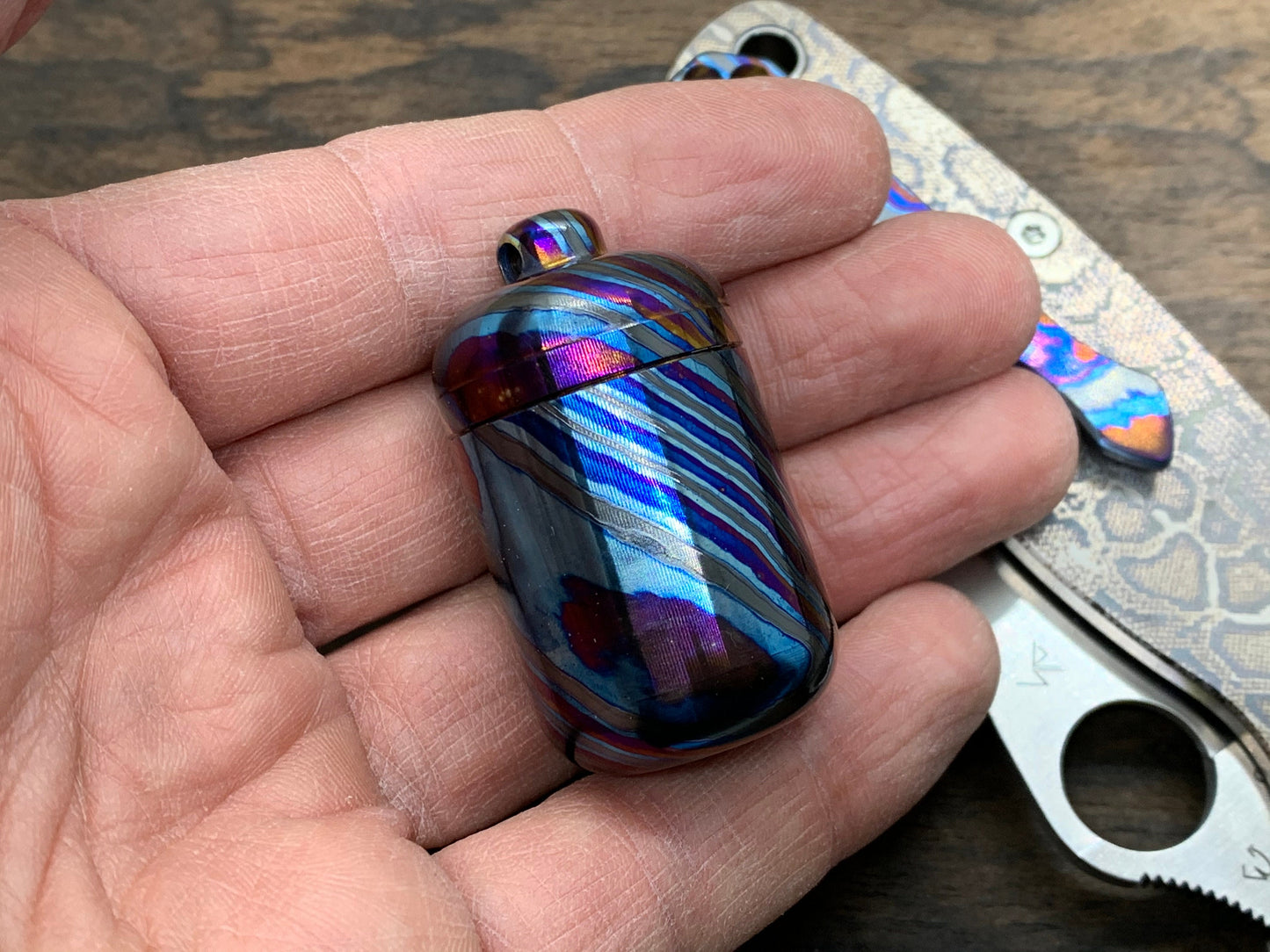 Keychain ZircuTi Black Timascus Pill Box Pill Case Stash box Meton-Vault