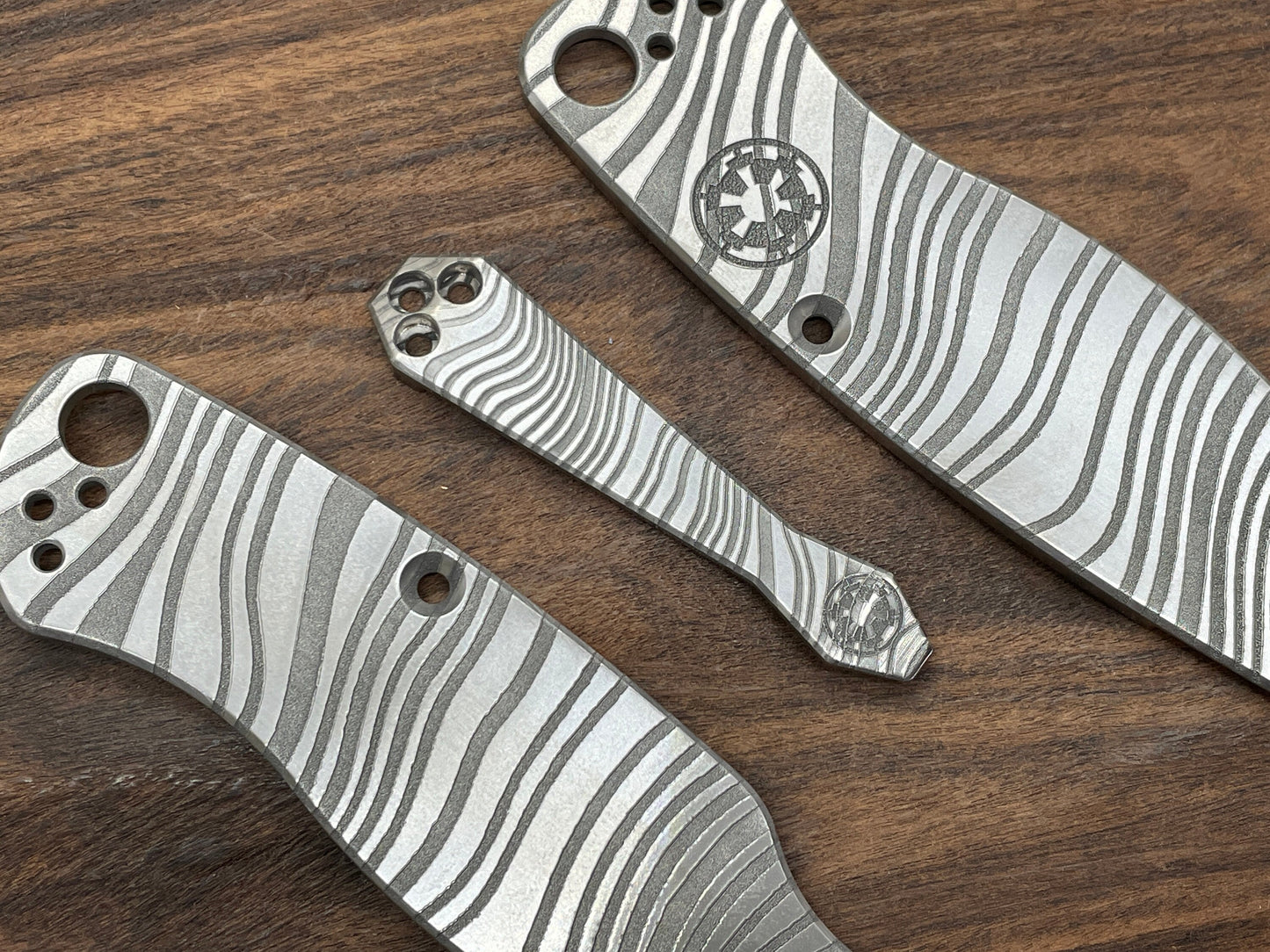 BESKAR engraved Dmd Titanium CLIP for most Spyderco models