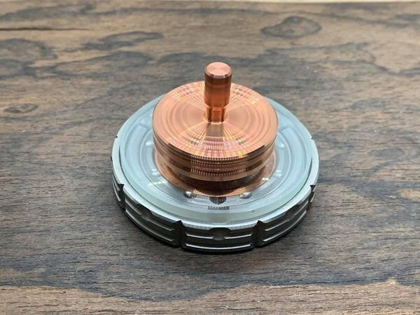 Pure Copper Grooved Spinning Top PERFORMER