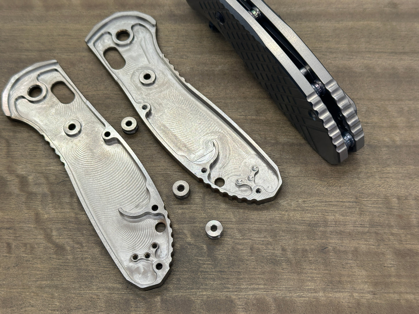 Black P40 Riveted Airplane Titanium Scales for Benchmade GRIPTILIAN 551 & 550