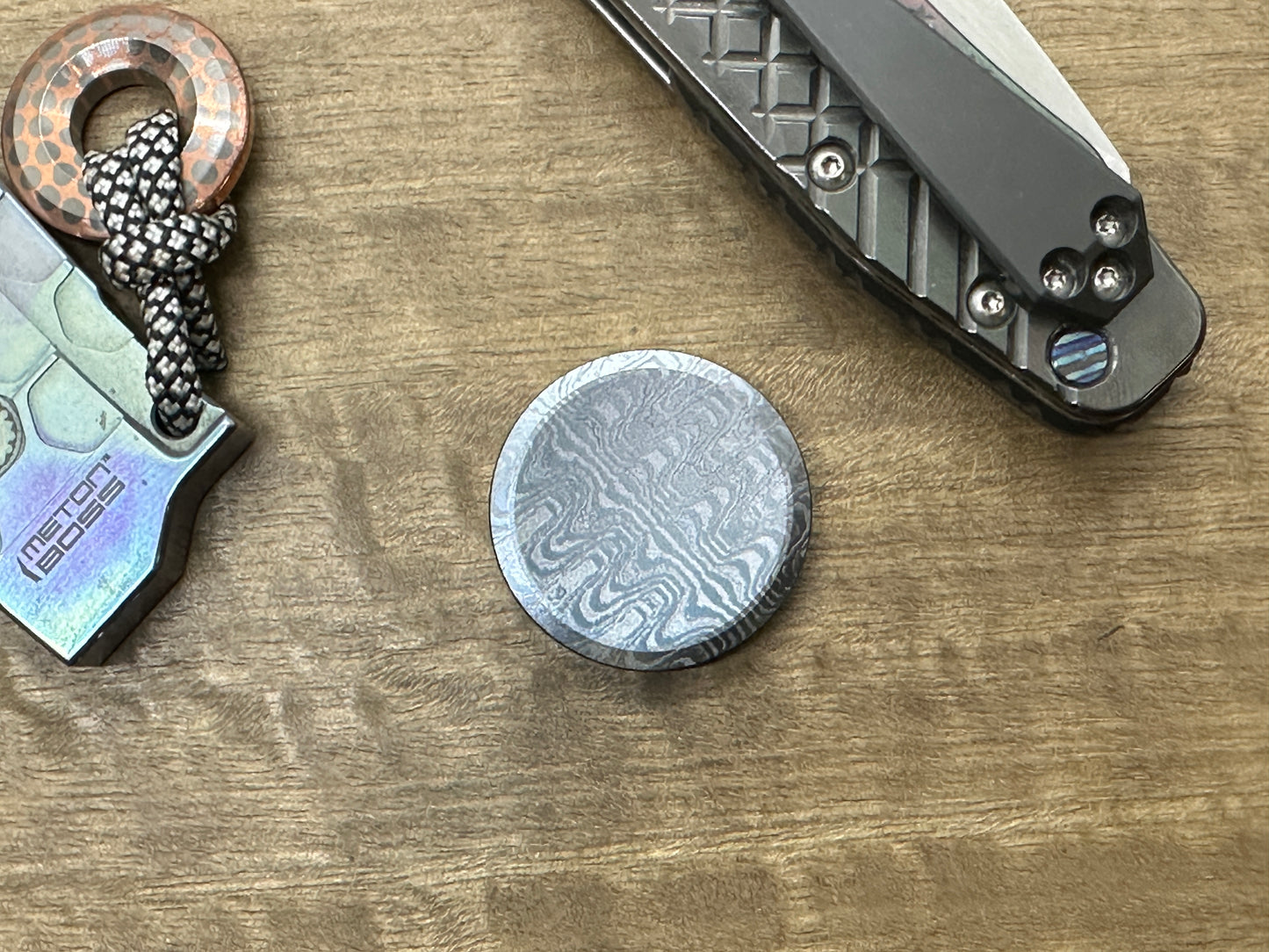 4 sizes Black RIPPLE engraved Titanium Worry Coin