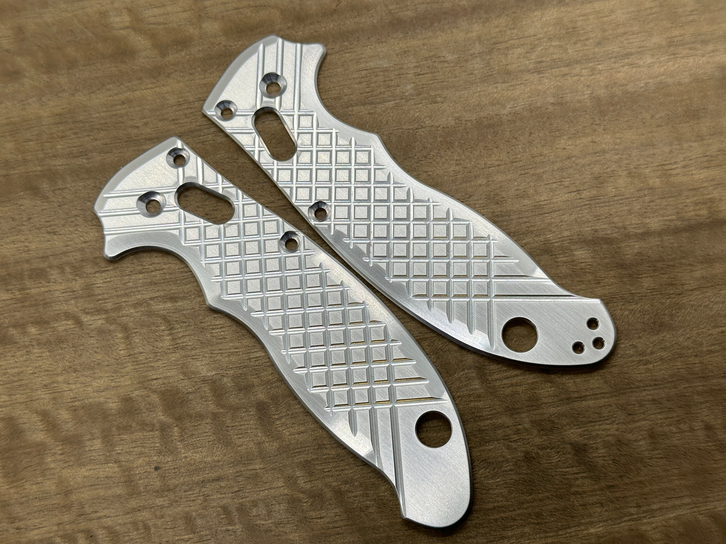 Brushed FRAG milled Aerospace grade Aluminum Scales for Spyderco MANIX 2