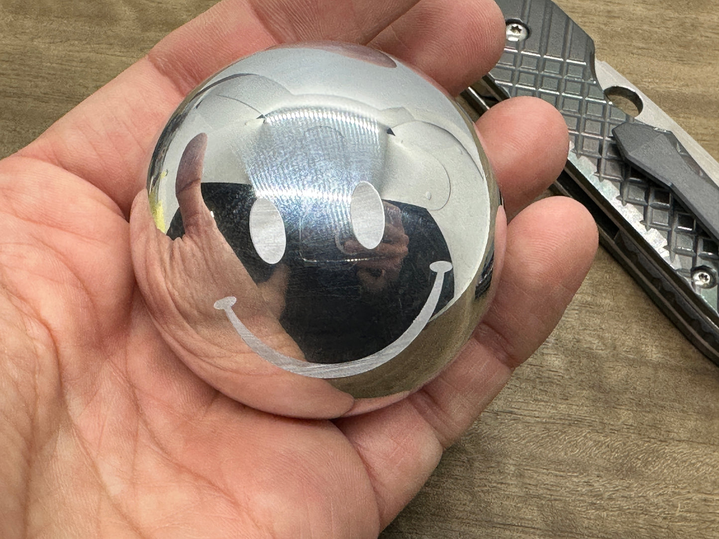 2.15" SMILEY Polished Solid Aerospace Grade Aluminum SPHERE +TurboGlow stand