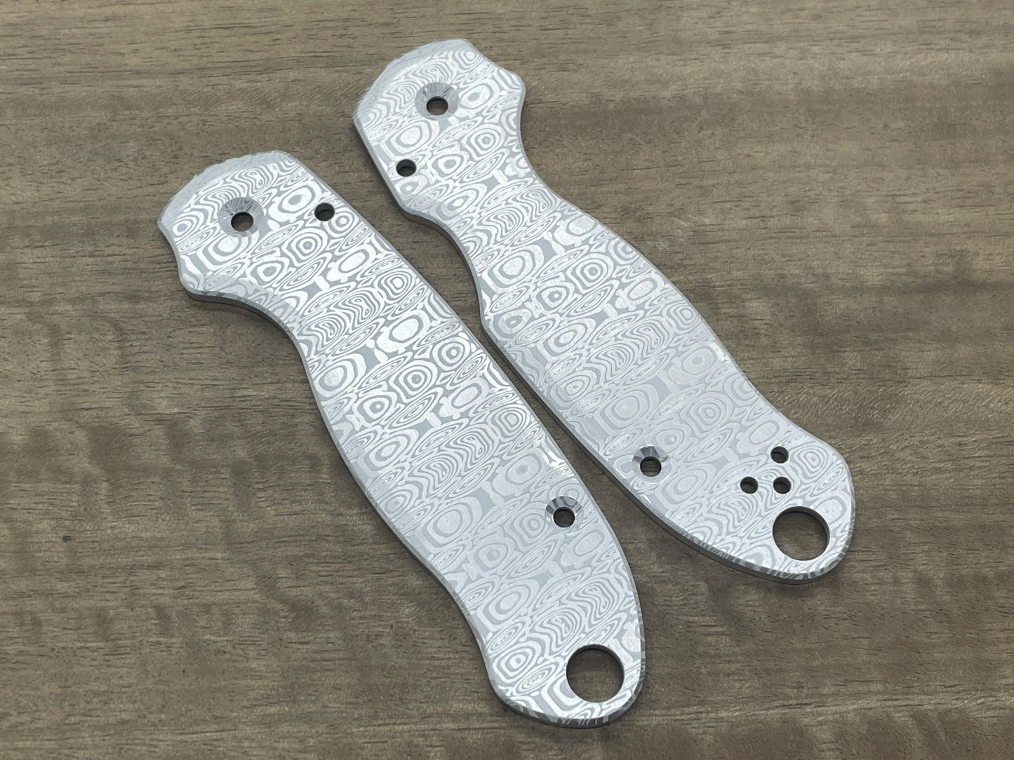 Dama LADDER pattern Aerospace Aluminum Scales for Spyderco Para 3