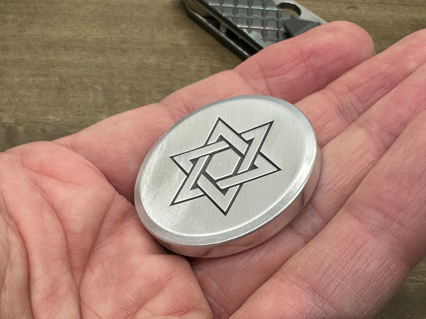 4 sizes Stars of David engraved Aluminum Worry Coin