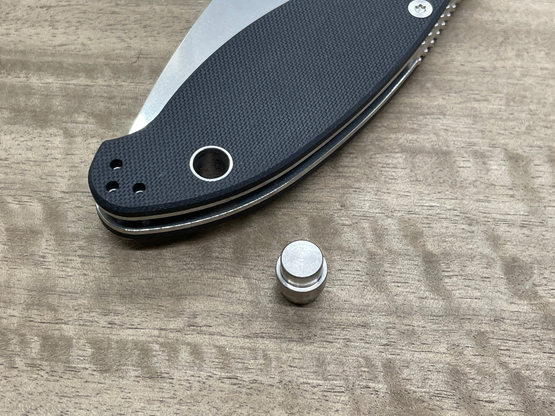 Titanium Lanyard Hole Plug<br>Spyderco Manix 2