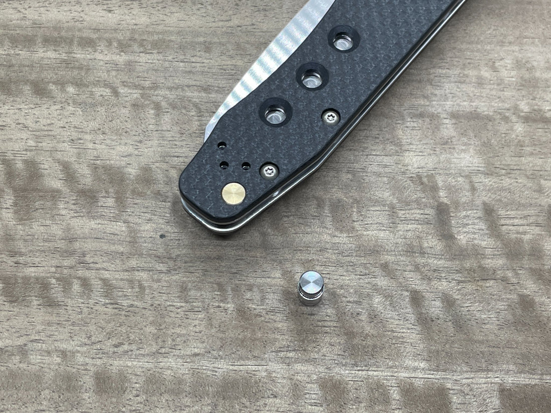 Titanium Lanyard Hole Plug<br>Spyderco Smock